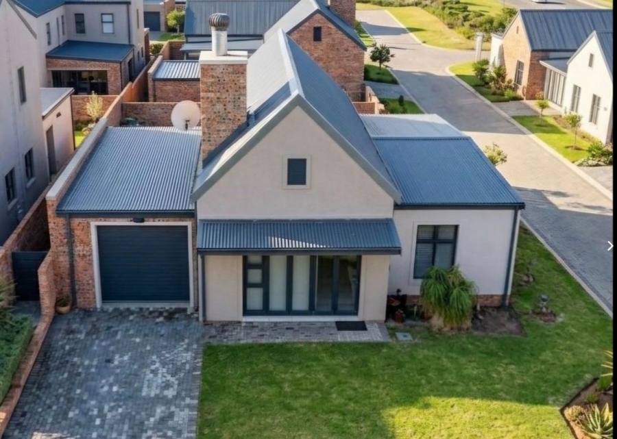 2 Bedroom Property for Sale in Hartenbos Central Western Cape